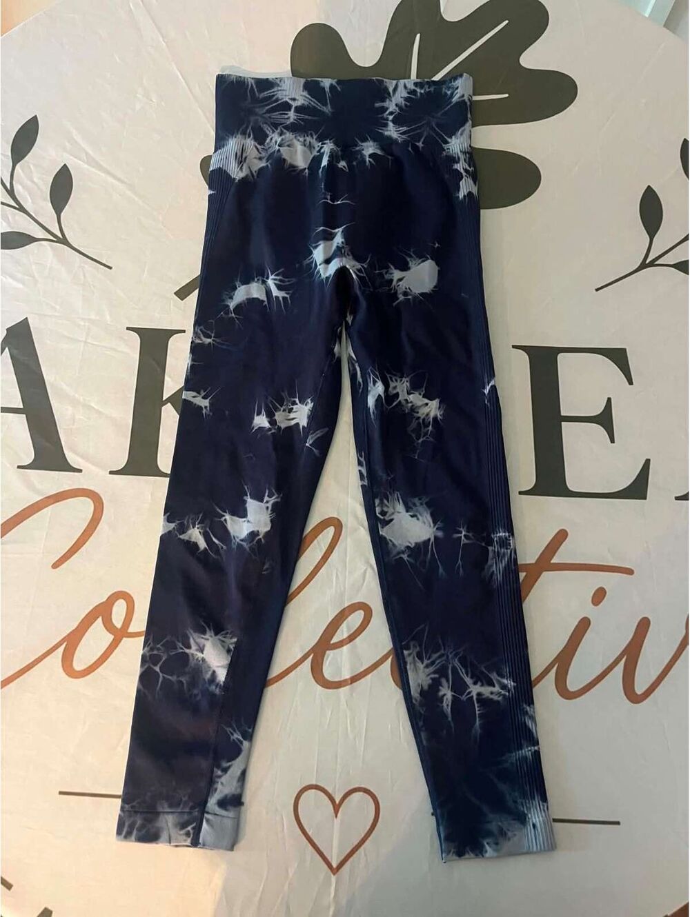 Women's Tie-Dye Activewear Leggings Size Medium